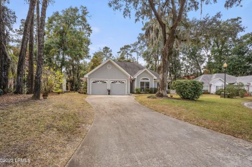 2603 Mcchesney Ln, Beaufort, SC 29902-5979