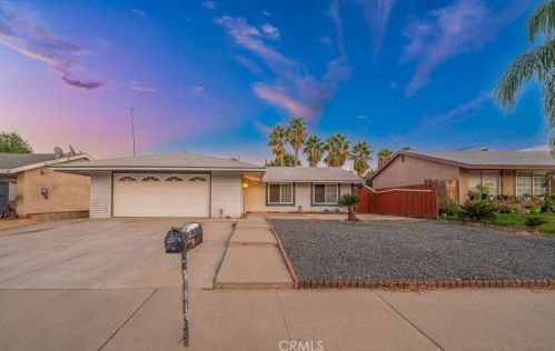 1108 Jefferson St, Lake Elsinore, CA 92530-5317