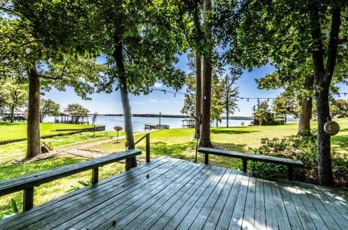 227 Sassafras Dr, Chita TX  75862-6812 exterior