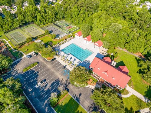 2813 Bottle Brush Ct, Mount Pleasant SC  29466-9202 exterior