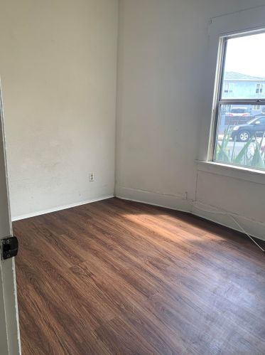 2715 Clay Ave, San Diego CA 92113-1324 exterior