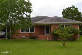 806 Gilchrist Ave, College Station TX  77840-2512 exterior
