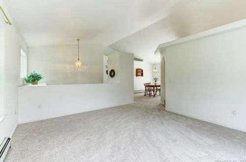 159 Azalea Dr, Groton CT  06340-4126 exterior