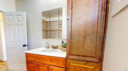785 Scenic Ave, Santa Rosa CA  95407-8337 exterior
