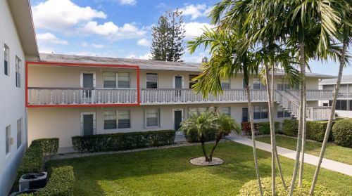 136 Cambridge F, West Palm Beach, FL 33417-1323
