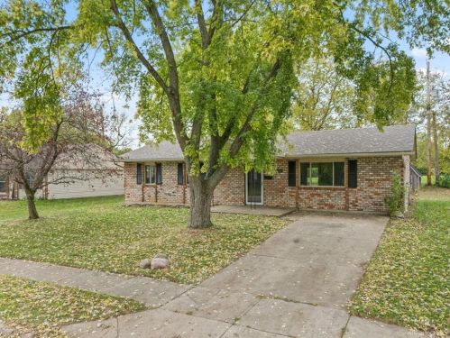 1956 Gayhart Dr, Xenia OH  45385-4825 exterior