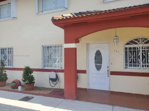 10953 Okeechobee Rd, Hialeah, FL 33018-8127