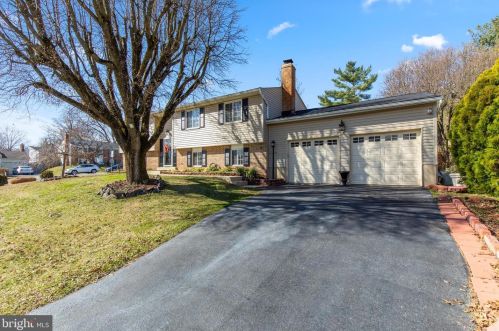 1101 Bicksler Dr, Herndon VA  20170-3108 exterior