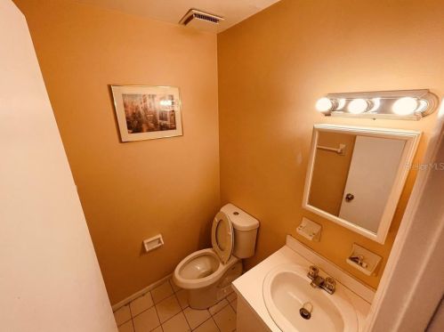 581 Blue Springs Ct, Orange City FL  32763-6444 exterior