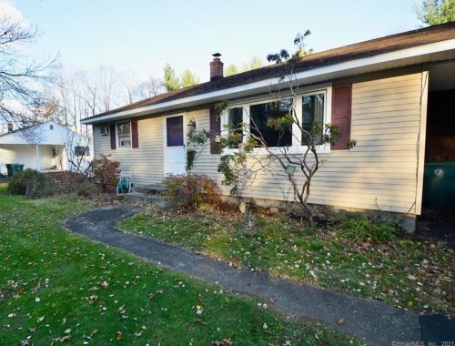 1076 King Rd, Cheshire, CT 06410-3409