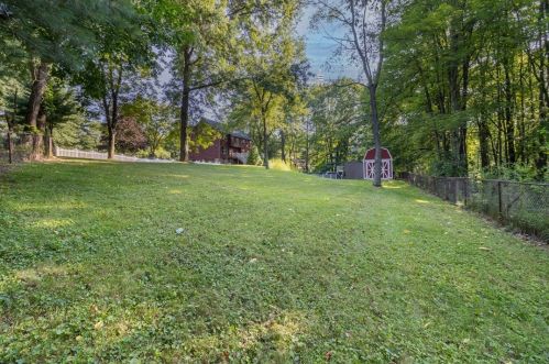 3630 Sandy Hill Rd, Gibsonia PA  15044-9149 exterior