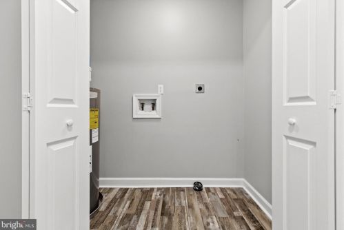 1235 Lakeview Pkwy, Locust Grove VA  22508-5232 exterior