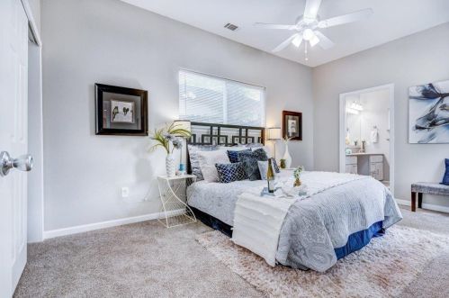 5633 Rosario Blvd, North Highlands CA  95660-4801 exterior