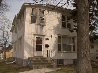 2341 James Ave, Minneapolis MN  55419-2141 exterior