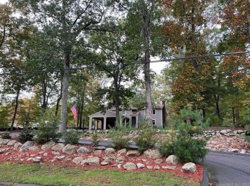 264 Old Colchester Rd, Amston, CT 06231-1622