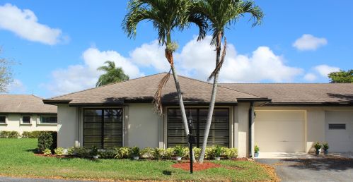 4945 Eaglewood Rd, Boynton Beach, FL 33436-4025