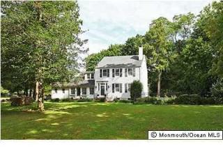 497 East Rd, Belford, NJ 07718-1172