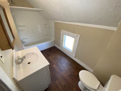 109 Battell St, Mishawaka IN 46545-6141 exterior