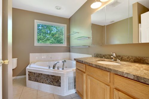 163 Taft Dr, Bricktown NJ  08724-3267 exterior