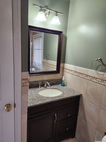 3 Sunken Meadow Rd, Northport NY  11768-2718 exterior