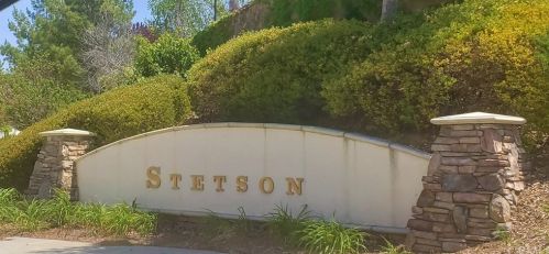 1246 Oakhurst Ct, Beaumont, CA 92223-9705