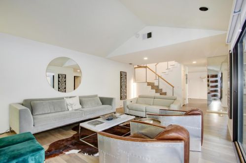 2021 Discovery Village Ln, Rancho Cordova CA  95670-3065 exterior