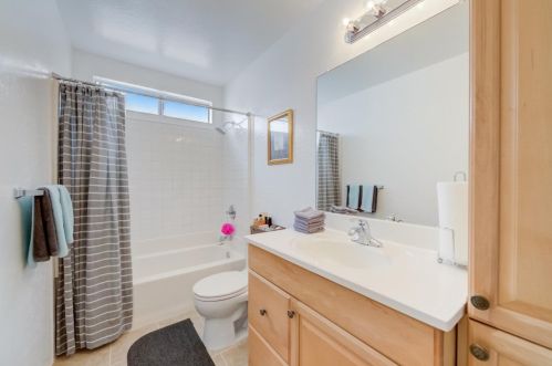 664 Price St, Daly City CA 94014-2133 exterior