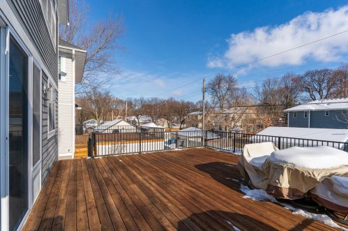 3917 Ewing Ave, Minneapolis MN 55410-1053 exterior