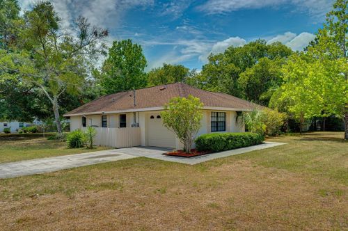 37512 Layton Rd, Dade City, FL 33525-5627