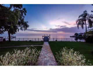 3119 Bluff Blvd, Tarpon Springs, FL 34691-9712