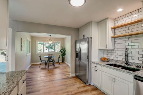 4460 Glenway St, Milwaukee WI 53225-4449 exterior