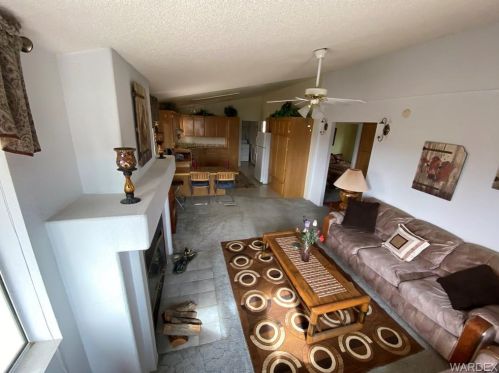 2215 Lipan Blvd, Bullhead City, AZ 86426-6801