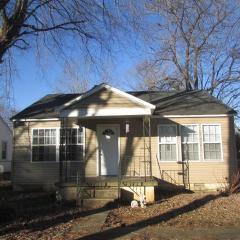 518 2nd St, Lawrenceburg, TN 38464-3422