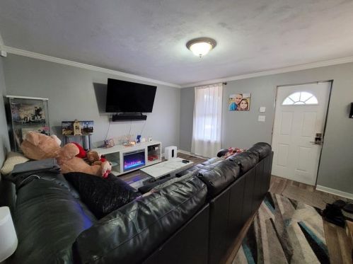 323 Euclid Ave, Canonsburg, PA 15317-1738