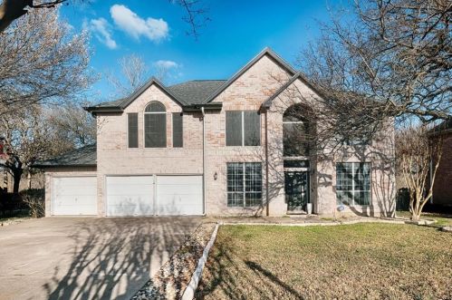30209 Oak Tree Dr, Georgetown TX  78628-1143 exterior