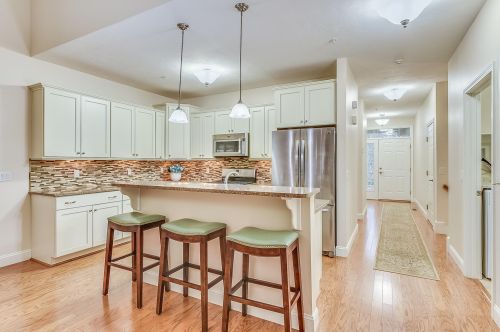 70 Greyhawk Dr, Mashpee MA 02649-4420 exterior