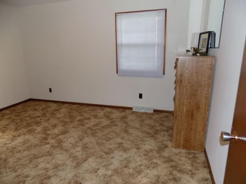 110 Anna St, Fairmont MN  56031-2530 exterior