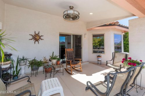 15815 Thistle Dr, Scottsdale AZ 85268-4446 exterior