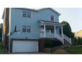 20 Oakridge Dr, North Huntingdon, PA 15642-8920