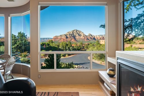 12 Linda Vis, Sedona AZ 86336-5067 exterior