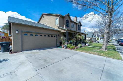 2217 Lionudakis Ct, Modesto, CA 95355-2659