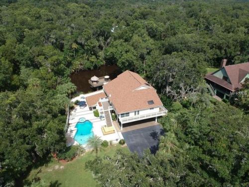 9208 Carr Rd, Riverview, FL 33569-5627