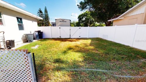 861 Avenue H, Winter Haven FL  33881-4252 exterior