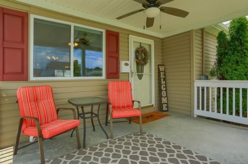135 Herron Ave, Cheswick, PA 15024-1113