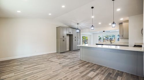 11501 Low Chaparral Dr, Victorville CA  92392-9566 exterior