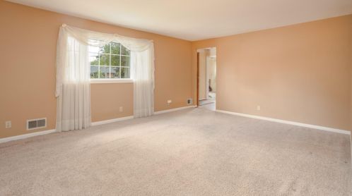 1053 Alnetta Dr, Cincinnati, OH 45230-4011