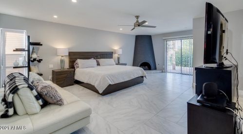 7204 Paradise Dr, Scottsdale AZ 85260-5436 exterior