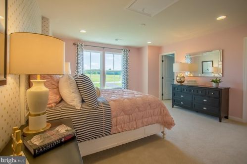 29 Winifred Dr, Hanover PA  17331 exterior