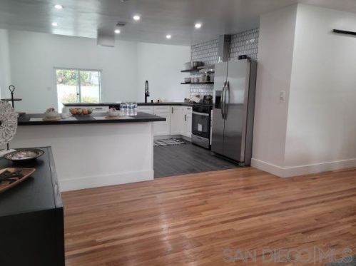 6255 Primrose Dr, La Mesa CA  91942-4030 exterior