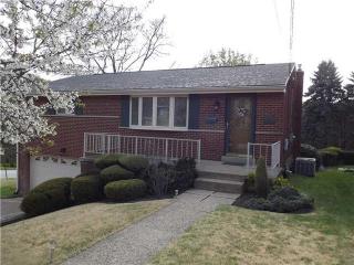 101 Green Glen Dr, Pittsburgh, PA 15227-4117